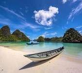Лодки на островах Ваяг, Раджа-Ампат, Индонезия #4