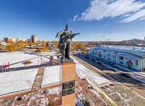 Памятник «Героям фронта и тыла» Памятник «Героям фронта и тыла»