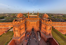 Ворота Лахор — главный вход в Красный форт