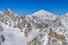 Эльбрус и горы Центрального Кавказа