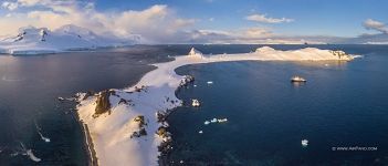 Остров Полумесяца, Антарктида