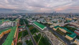 Над Московским Кремлем после дождя Над Московским Кремлем после дождя