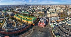 Над Красной площадью Над Красной площадью