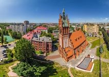 Кирха Святого Семейства (ныне Концертный зал филармонии) Кирха Святого Семейства (ныне Концертный зал филармонии)