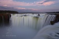 Водопад Игуасу, Аргентина и Бразилия