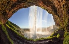 За водопадом Сейяландсфосс, Исландия