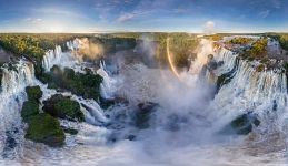 Iguasu Falls. Waterfall Salta Mbigua (Argentine side) at sunset