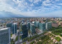 Небоскребы у парка Араукано Небоскребы у парка Араукано