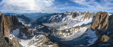 Рядом с массивом Даррэй. Панорама