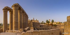 Колоннада Луксорского храма