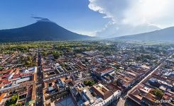 Антигуа-Гватемала с высоты птичьего полета