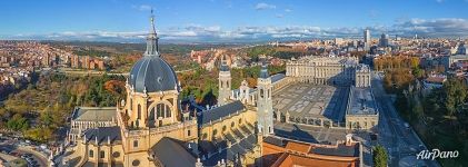 Кафедральный собор. Мадрид, Испания. Католицизм