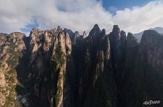 Среди гор Гранд Каньона Среди гор Гранд Каньона