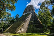 Пирамиды Майя, Тикаль №6