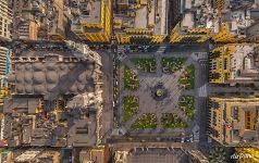 Главная площадь города Пласа Майор Главная площадь города Пласа Майор