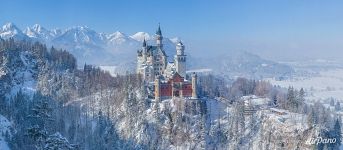 Замок Нойшванштайн зимой, Германия