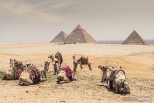 Великие Египетские пирамиды в Гизе Великие Египетские пирамиды в Гизе