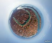 Планета Венеция, Италия Планета Венеция, Италия