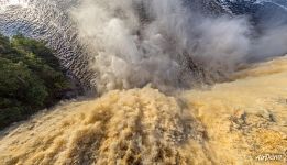 Above the Hacha Waterfall