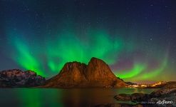Северное сияние на Лофотенских островах Северное сияние на Лофотенских островах