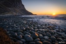 Каменный пляж