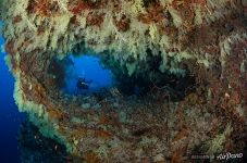 Fotteyo underwater overhangs (Hurahu Kandu) Fotteyo underwater overhangs (Hurahu Kandu)