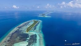 Остров Mahaddhoo с высоты Остров Mahaddhoo с высоты