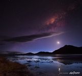Озеро Лагуна-Колорадо ночью, Боливия