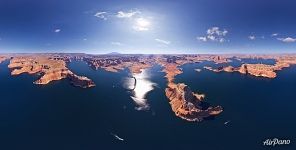 Озеро Пауэлл, Юта-Аризона, США Озеро Пауэлл, Юта-Аризона, США