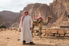 Сергей Шандин с верблюдом в Иордании