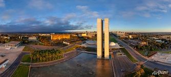 Площадь Трех Властей (Praça dos Três Poderes), Национальный конгресс Бразилии Площадь Трех Властей (Praça dos Três Poderes), Национальный конгресс Бразилии