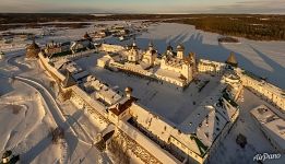 Соловецкий монастырь зимой Соловецкий монастырь зимой