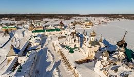 Храмы и соборы архитектурного ансамбля Соловецкого монастыря Храмы и соборы архитектурного ансамбля Соловецкого монастыря
