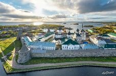 Вечерний осенний Соловецкий монастырь Вечерний осенний Соловецкий монастырь
