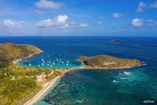 Остров Mayreau, залив Carnash Bay