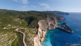 Вид сверху на Plakaki Вид сверху на Plakaki