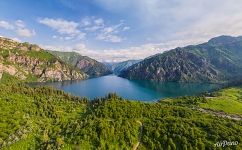 Озеро Сары-Челек Озеро Сары-Челек