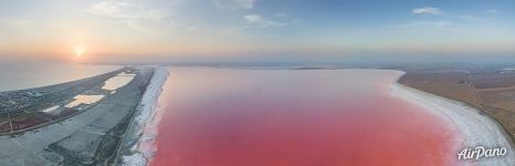 Озеро Сасык с высоты Озеро Сасык с высоты