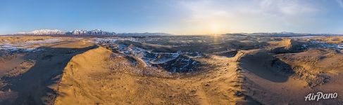 Рассвет над Чарскими песками Рассвет над Чарскими песками