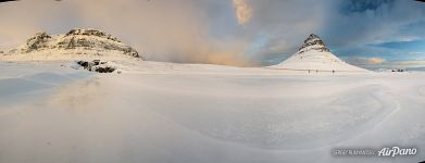 Mount Kirkjufell, western Iceland