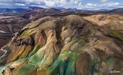 Национальный парк Фьяллабек. Цветные горы