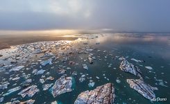 Jokulsarlon glacial lagoon