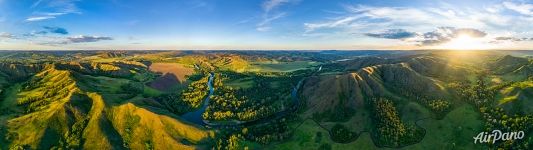 Урочище и гора Дурдуш. Панорама Урочище и гора Дурдуш. Панорама