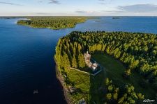 Ильинский Водлозерский погост на закате