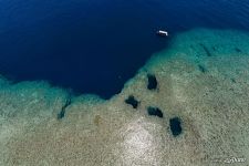 Blue Holes, вид сверху