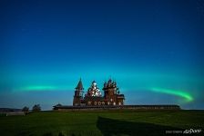 Северное сияние над Кижами