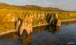 Бухта Золотая Бухта Золотая