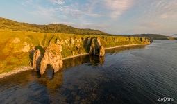 Бухта Золотая Бухта Золотая