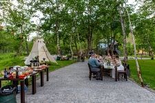 Свадьба на вершине вулкана Свадьба на вершине вулкана