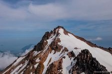 Свадьба на вершине вулкана Свадьба на вершине вулкана